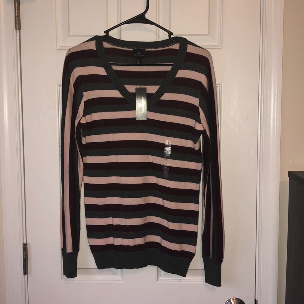 Light weight sweater